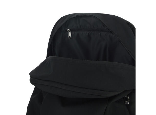 Crew backpack Medium BLK Funksjonell ryggsekk 21,6L 